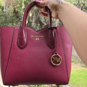 Michael Kors Mae SM Messenger Tote Crossbody Bag In Cranberry Color Gold Hardwar